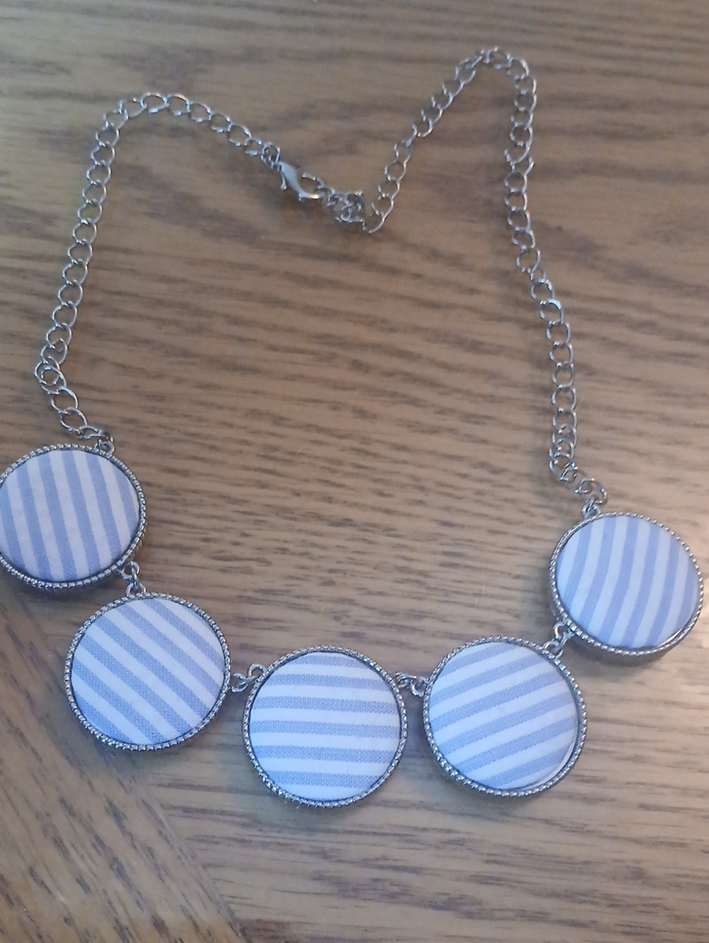 Source Unknown Silver-Tone Blue & White Striped Circle Necklace